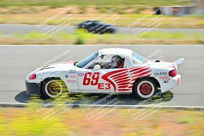 media/May-04-2024-Team Topak Racing (Sat) [[1dff1aa745]]/Inter Low 2/Session 2/